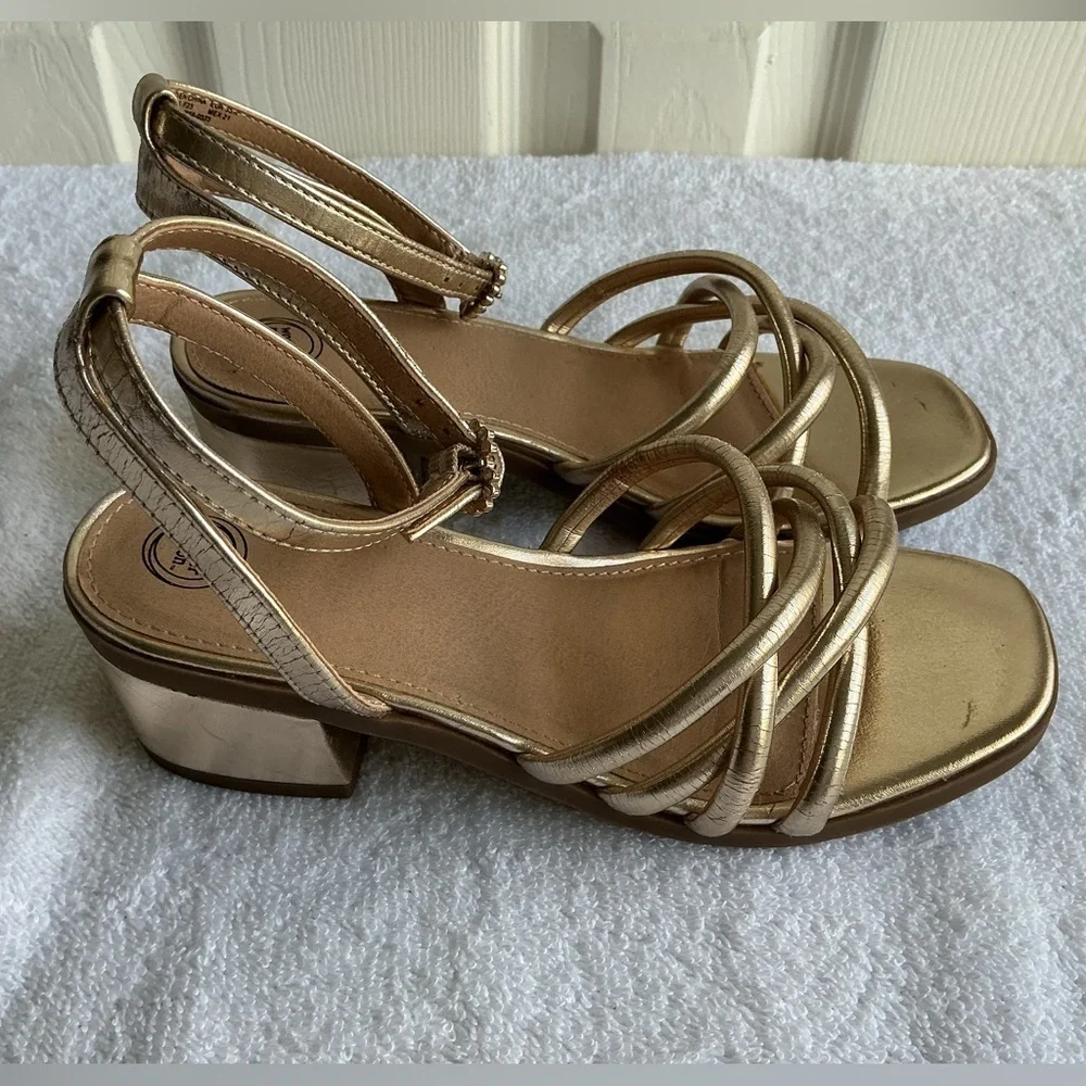 Wonder Nation Gold Strappy Kids Sandals